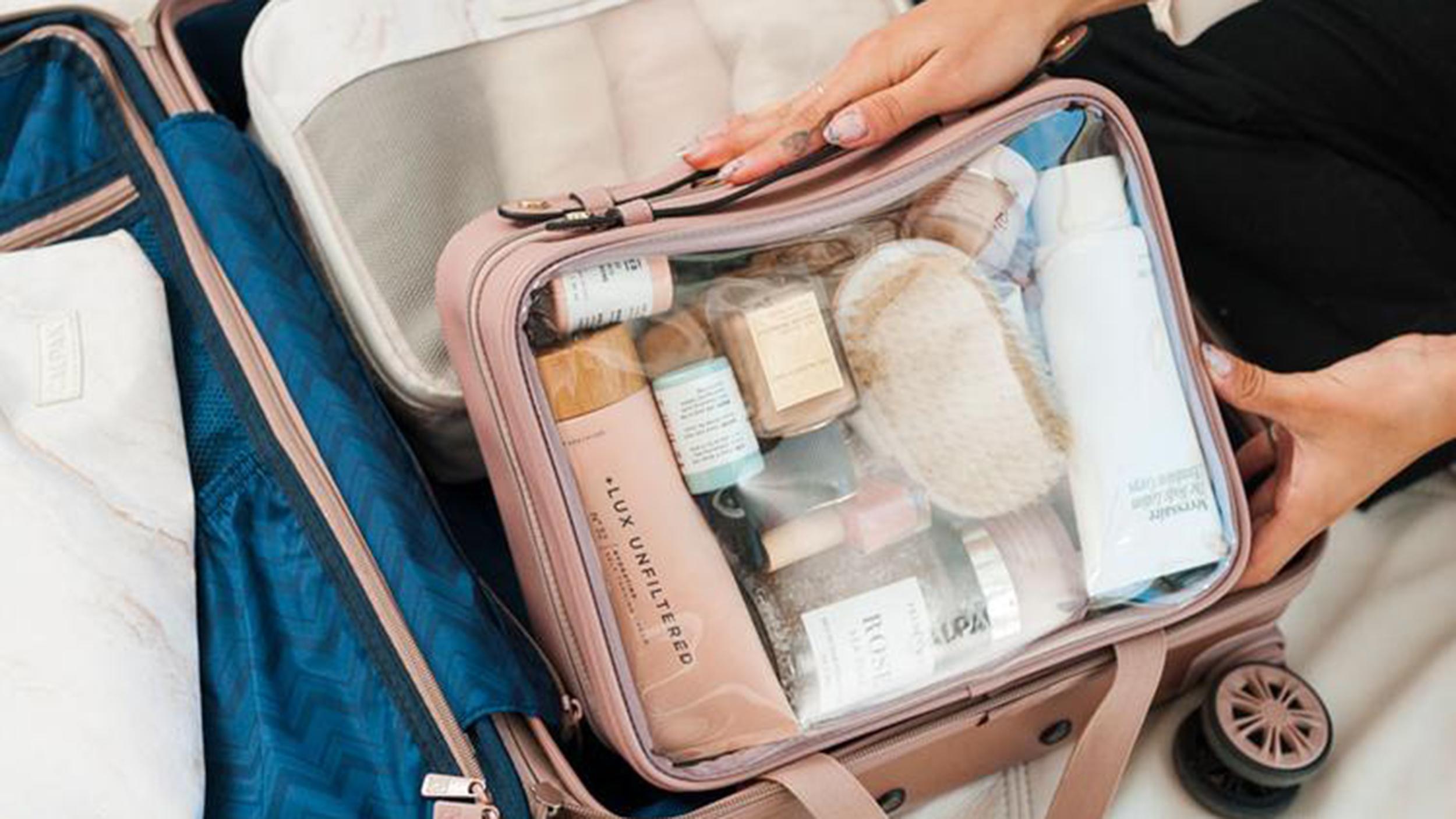 makeup bags for travel وسایل ضروری برای سفر
