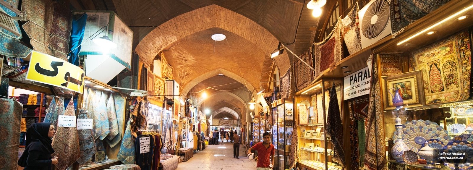 بازدید از بازار اصفهان در سفر به اصفهان